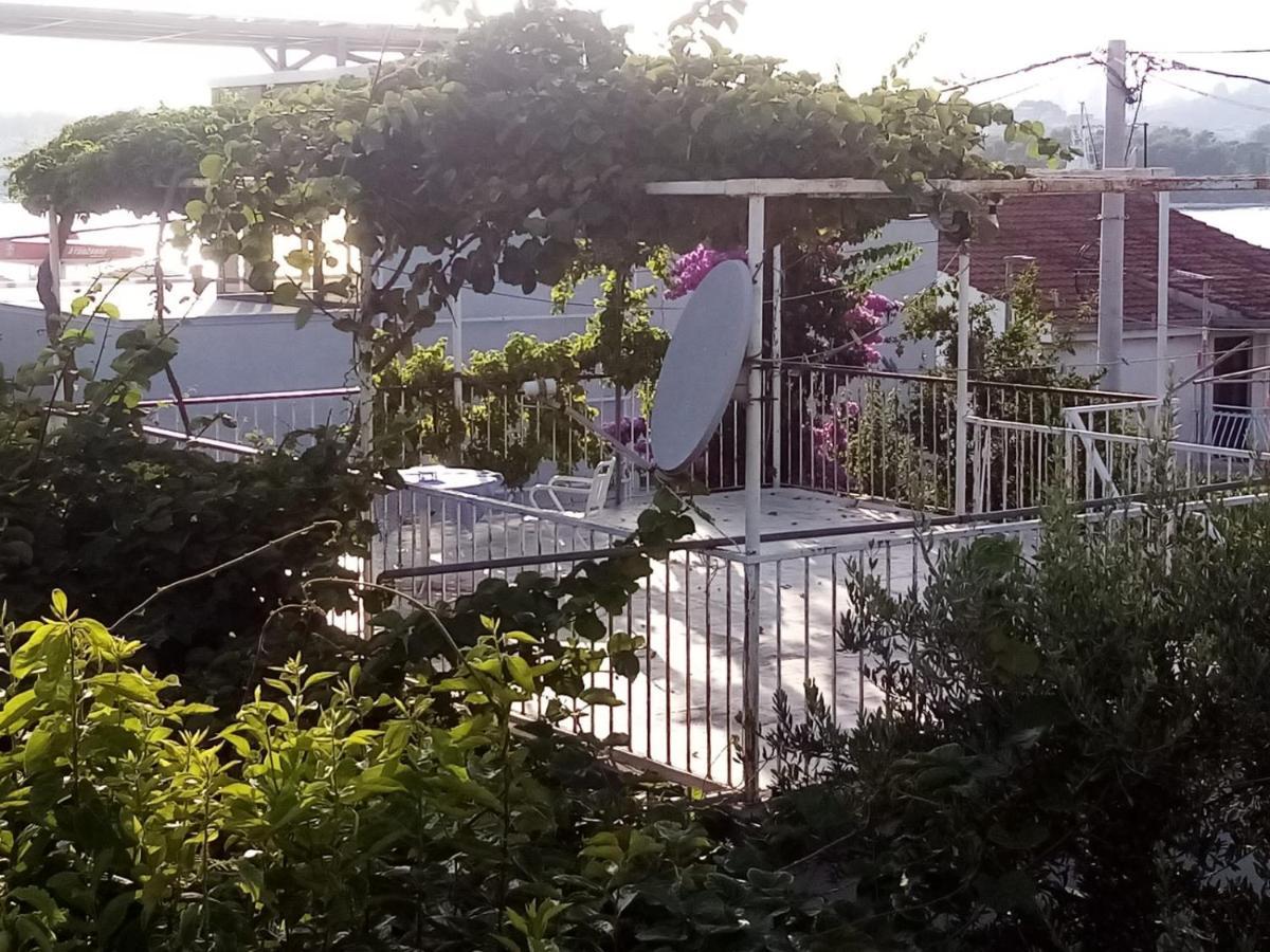 Apartament Domuskova Podstrana Zewnętrze zdjęcie